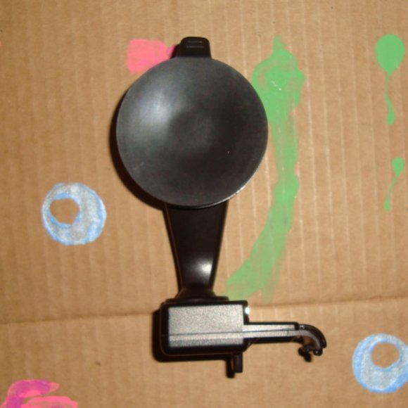 GARMIN NUVI 660 GPS with Leather Case - Picture 11 of 14